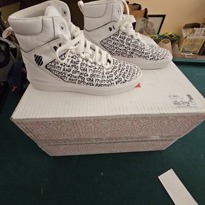 NWOB Mens K-Swiss shoes